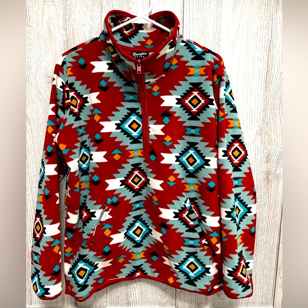 Wrangler Retro Women’s Southwestern quarter zip fleece pullover.